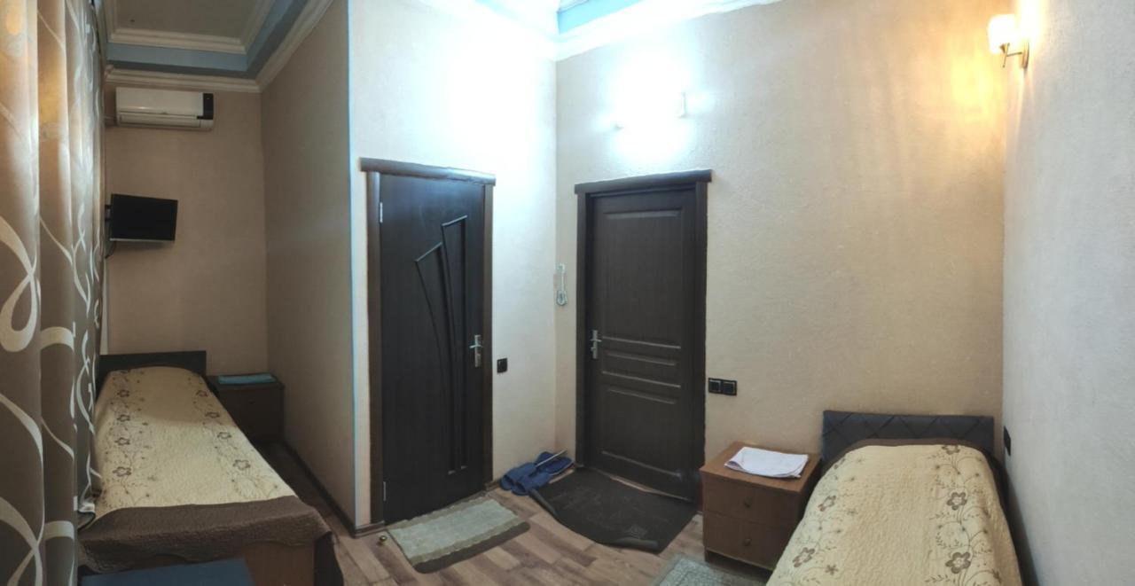 Dost Evi Motel Şǝki Exterior foto